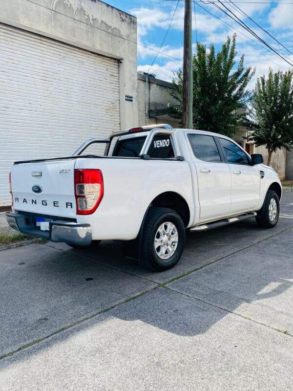 Ford Ranger XLT 4x2 - Image 3