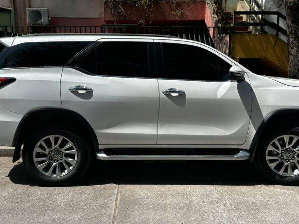 Toyota SW4 SRX 4x4 - Image 2