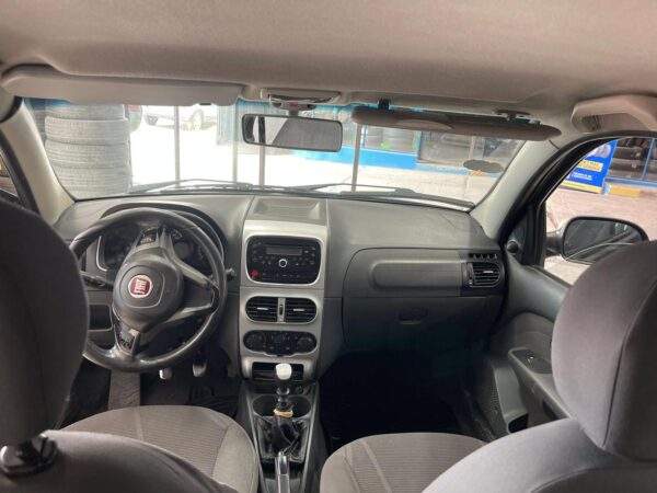 Fiat Palio Weekend Attractive 1.4 - Image 5