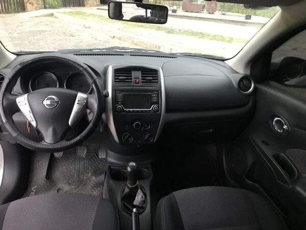 Nissan Versa Advance 1.6 - Image 5