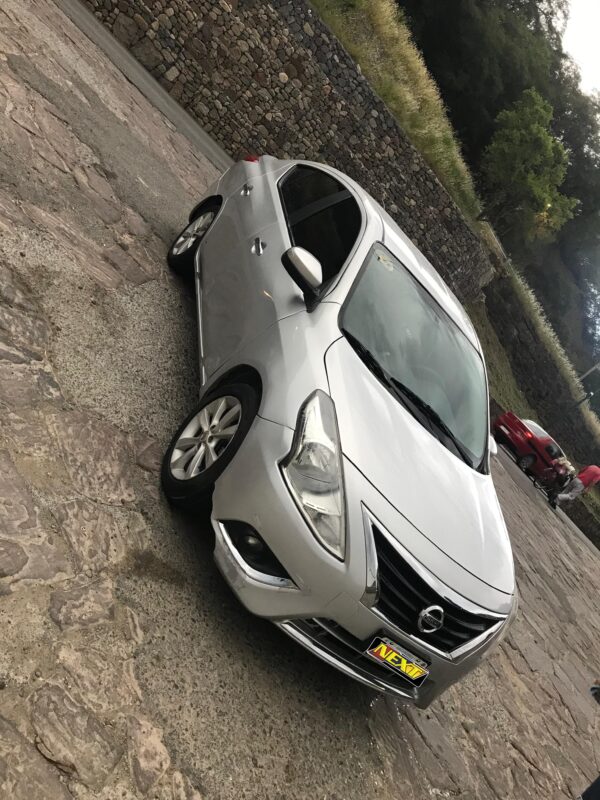 Nissan Versa Advance 1.6 - Image 3