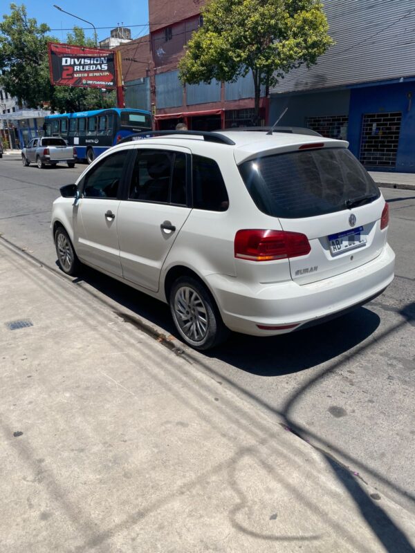 Volkswagen Suran Comfortline 1.6 - Image 4