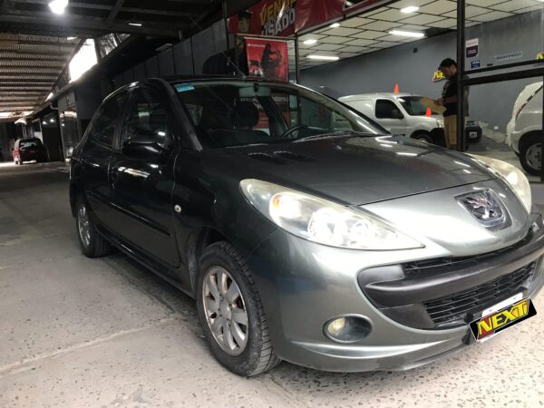 Peugeot 207 Compact XS 1.4 - Image 6