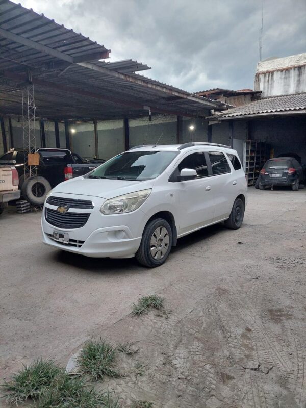 Chevrolet Spin 1.8 LT - Image 8