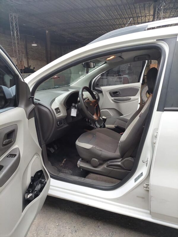 Chevrolet Spin 1.8 LT - Image 5
