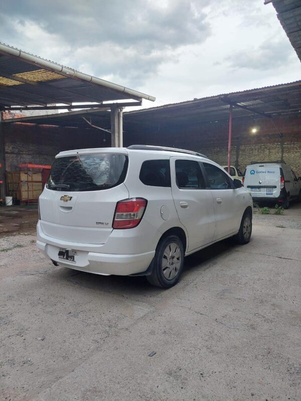 Chevrolet Spin 1.8 LT - Image 3
