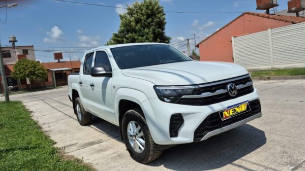 Volkswagen Amarok Trendline TDI MT 4X2 - Image 2