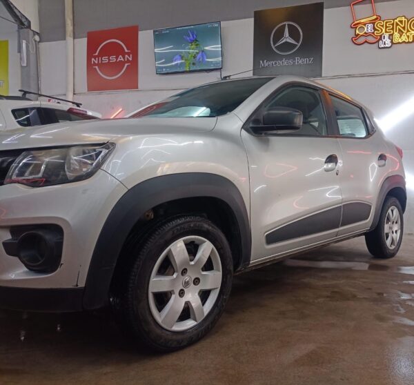 Renault Kwin zen 1.0 - Image 3