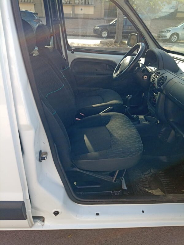 Renault Kangoo Confort 1.5 Turbo Diesel - Image 3