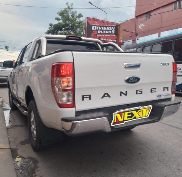 Ford Ranger 4X2 XLT 2.5L N - Image 3