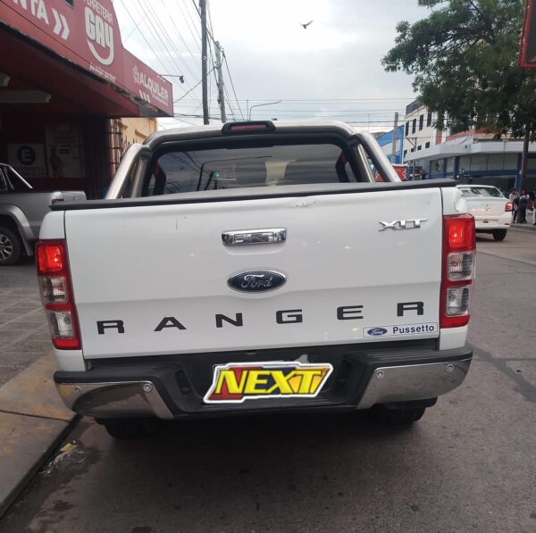 Ford Ranger 4X2 XLT 2.5L N - Image 4