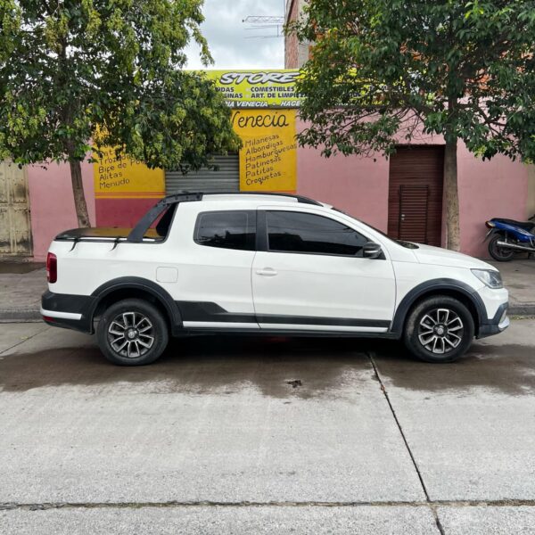 Volkswagen Saveiro Cross Highline - Image 4