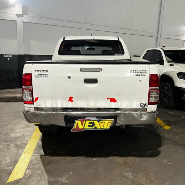 Toyota Hilux 4x2 3.0 SRV FULL 4P - Image 5
