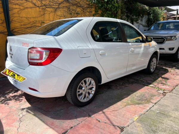 Renault Logan Zen 1.6 sedan 4P - Image 5