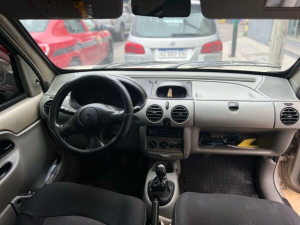 Renault Kangoo AUTH.PLUS 1.5 DA AA CD PK 2P - Image 4