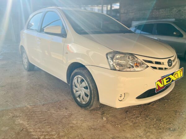 Toyota Etios - Image 2