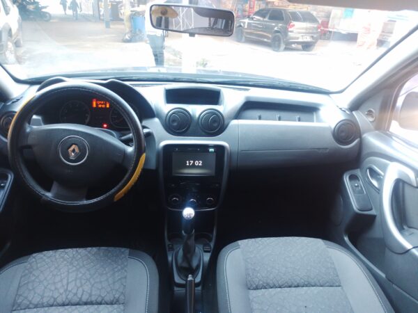 Renault Duster 4x2 Confort 1.6 - Image 7