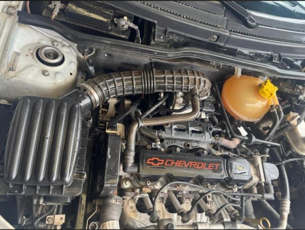 Chevrolet Corsa Classic 4 P LS ABS+AIRBAG 1.4N - Image 7