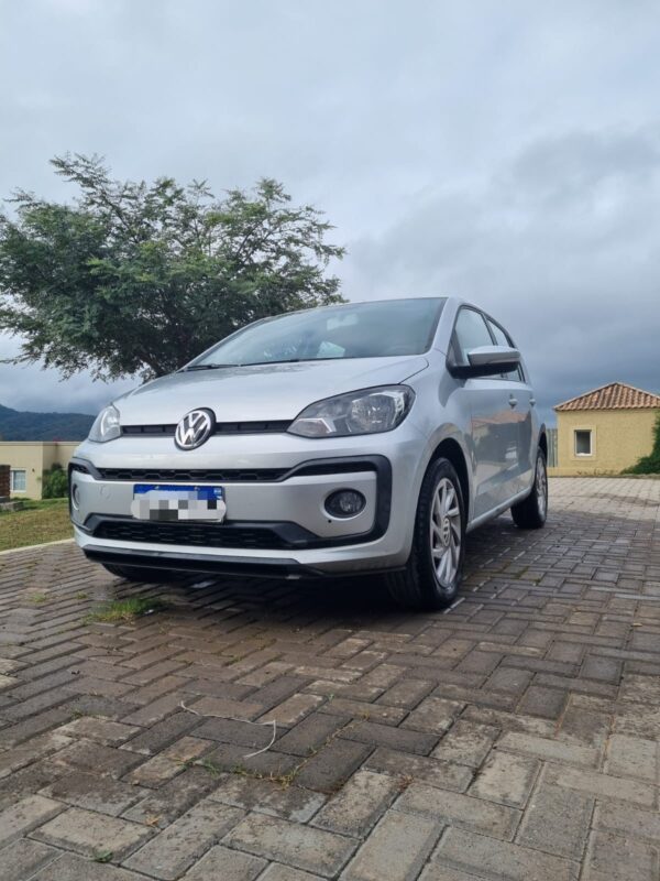 Volkswagen Up! 1.0 High