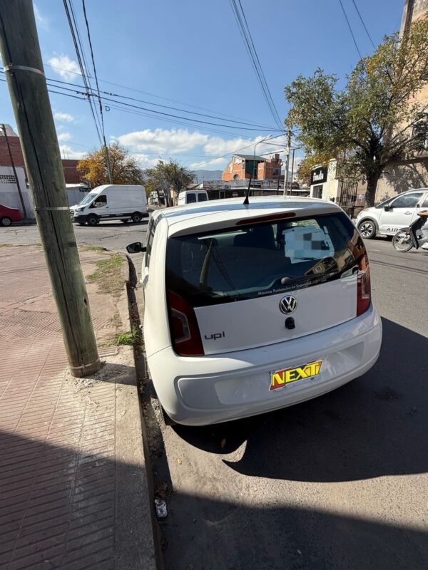 Volkswagen Up! Move 1.0 MPI - Image 5