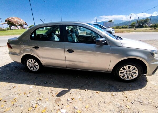Volkswagen Voyage Trendline 1.6 MSI - Image 2