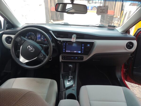 Toyota Corolla XWI 1.8 CVT - Image 7