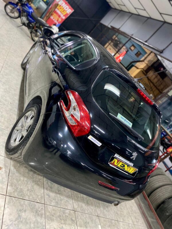 Peugeot 208 Allure 1.5L MT N - Image 5
