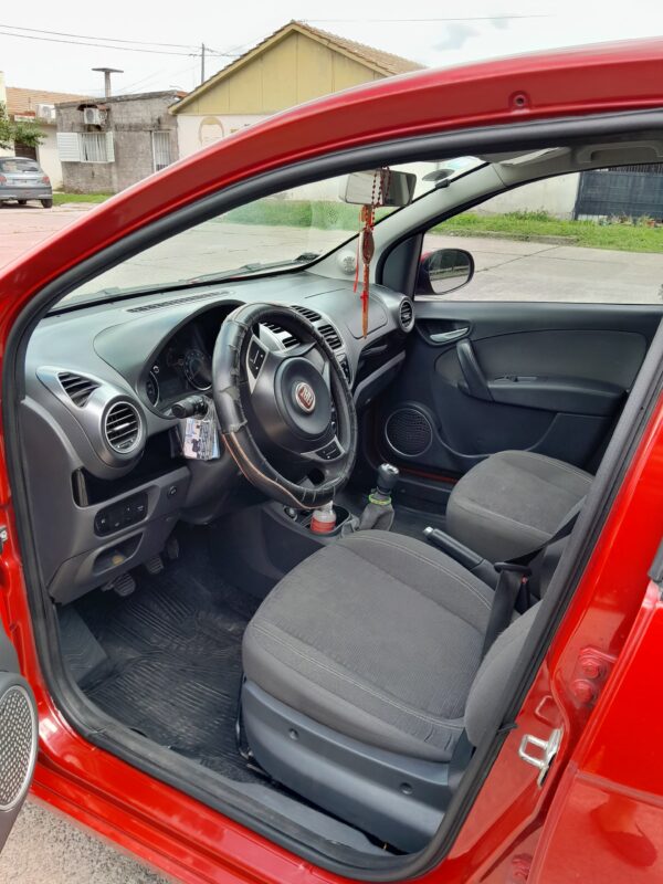 Fiat Palio Attractive 1.4 5P - Image 3