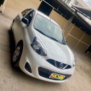 Nissan March Active Pure Drive
