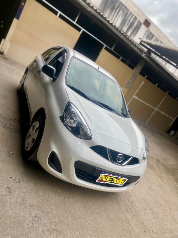 Nissan March Active Pure Drive