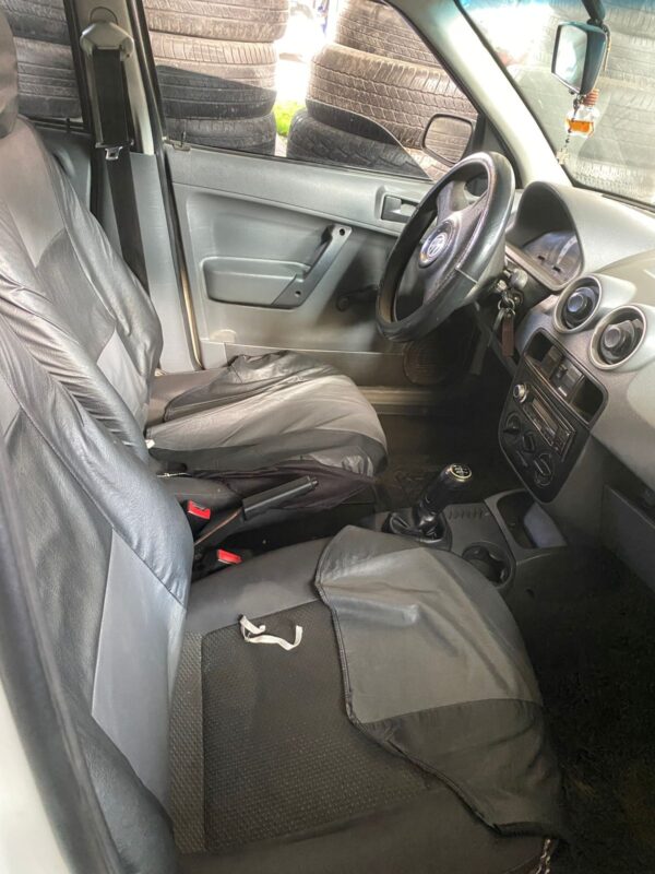 Volkswagen Gol Power 1.4 3P – - Image 2