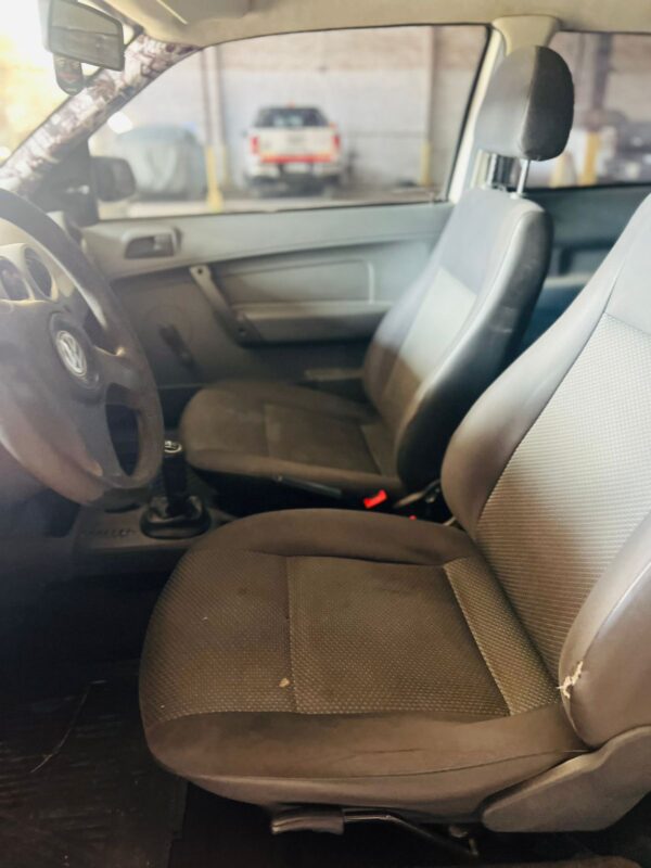 Volkswagen Gol Power 1.4 3P - Image 3