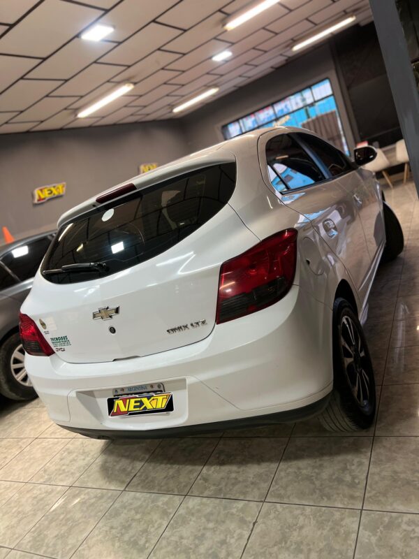 Chevrolet Onix 1.4 LTZ –  2013 - Imagen 6