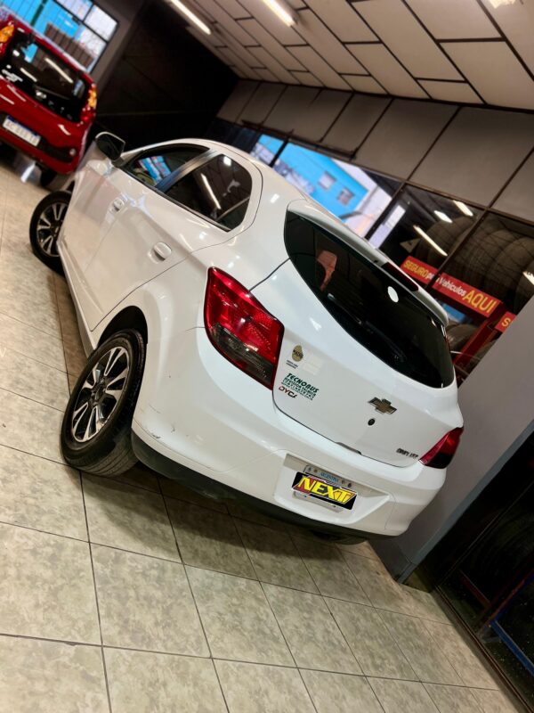 Chevrolet Onix 1.4 LTZ –  2013 - Imagen 3