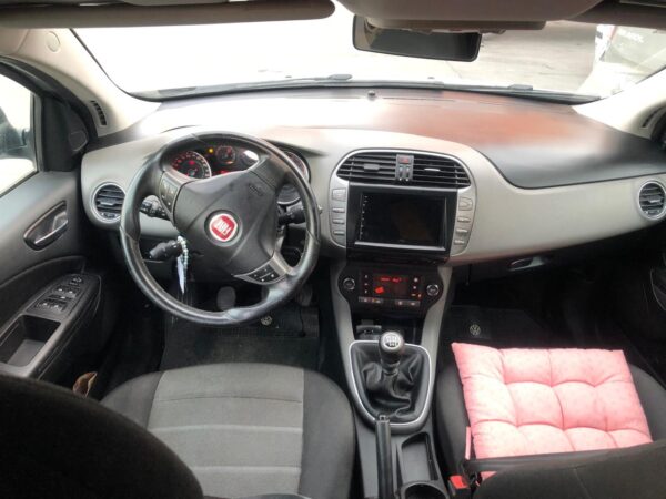 Fiat Bravo 1.4 Turbo Dynamic – 2013 - Imagen 6