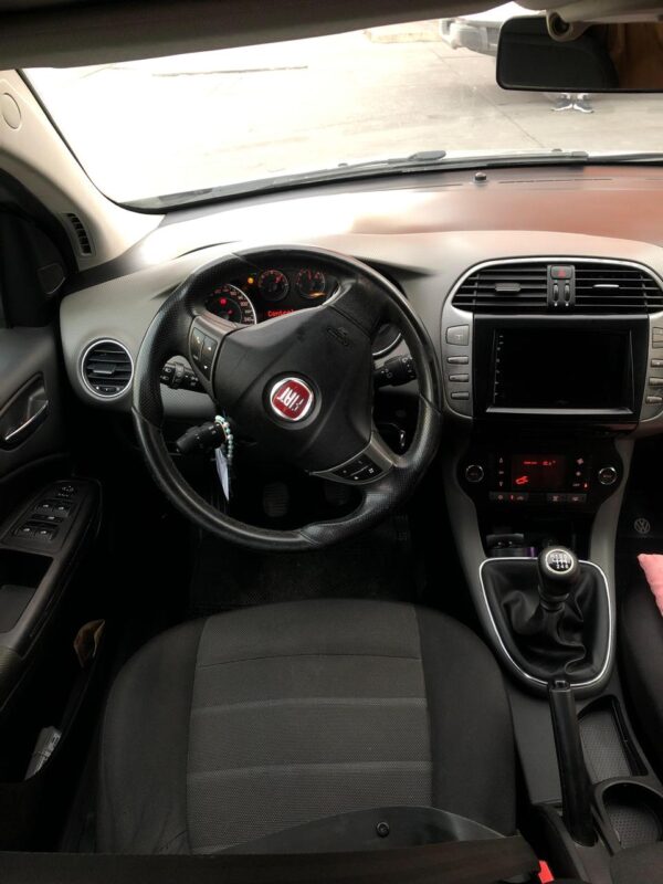 Fiat Bravo 1.4 Turbo Dynamic – 2013 - Imagen 7