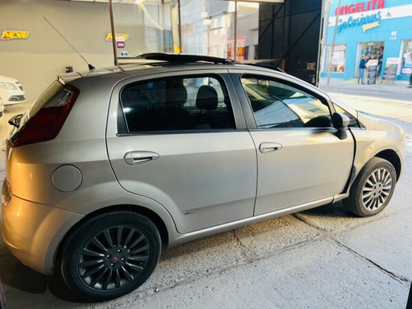 Fiat Punto HLX 1.8 – Año 2010 - Imagen 5