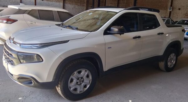 Fiat Toro Freedom 4x2 2.0 Turbo Diésel – Año 2017Fiat Toro Freedom 4x2 2.0 Turbo Diésel – 2017 - Imagen 3
