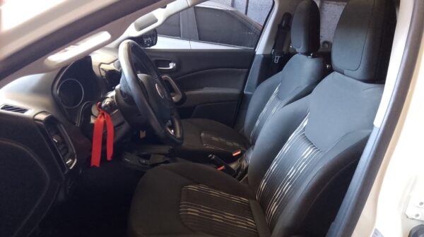 Fiat Toro Freedom 4x2 2.0 Turbo Diésel – Año 2017Fiat Toro Freedom 4x2 2.0 Turbo Diésel – 2017 - Imagen 9