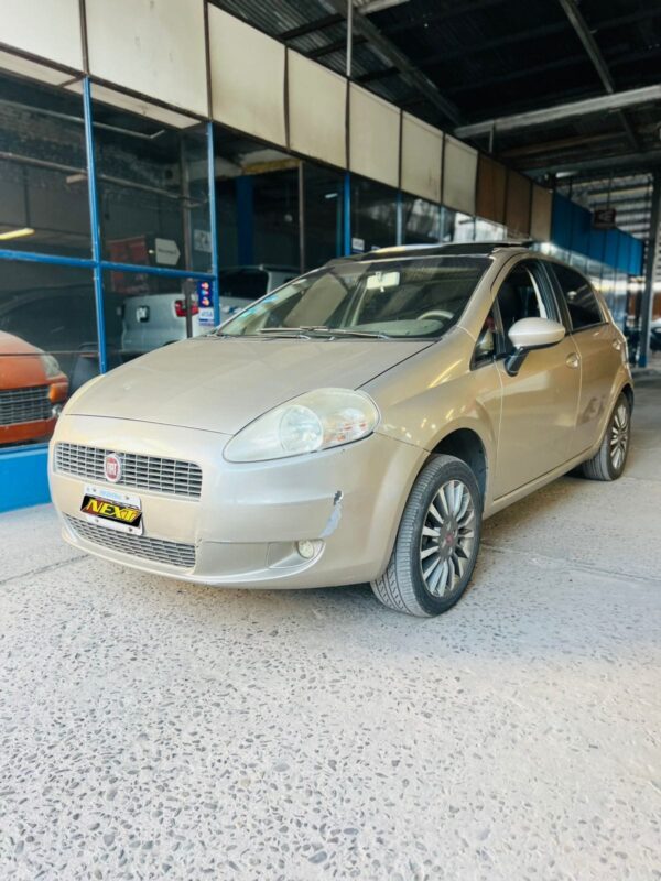 Fiat Punto HLX 1.8 – Año 2010 - Imagen 3