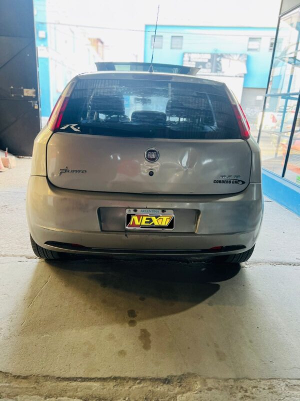 Fiat Punto HLX 1.8 – Año 2010 - Imagen 7