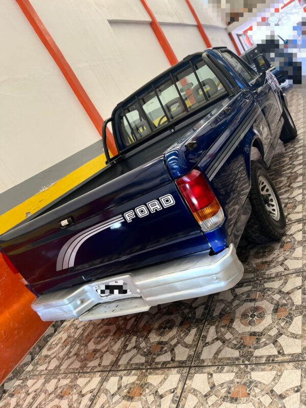 Ford F-100 XL – 1998 - Imagen 4
