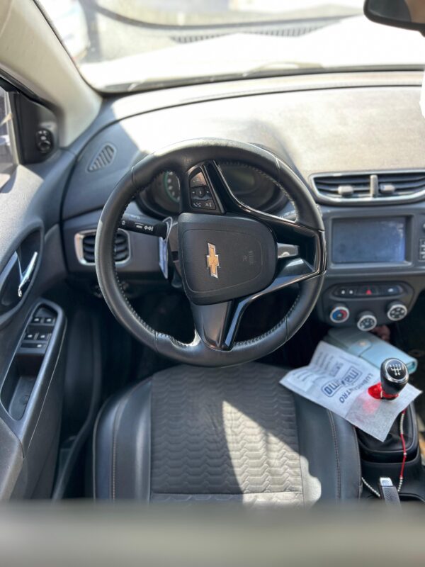 Chevrolet Onix LTZ 1.4 – 2018 - Imagen 8