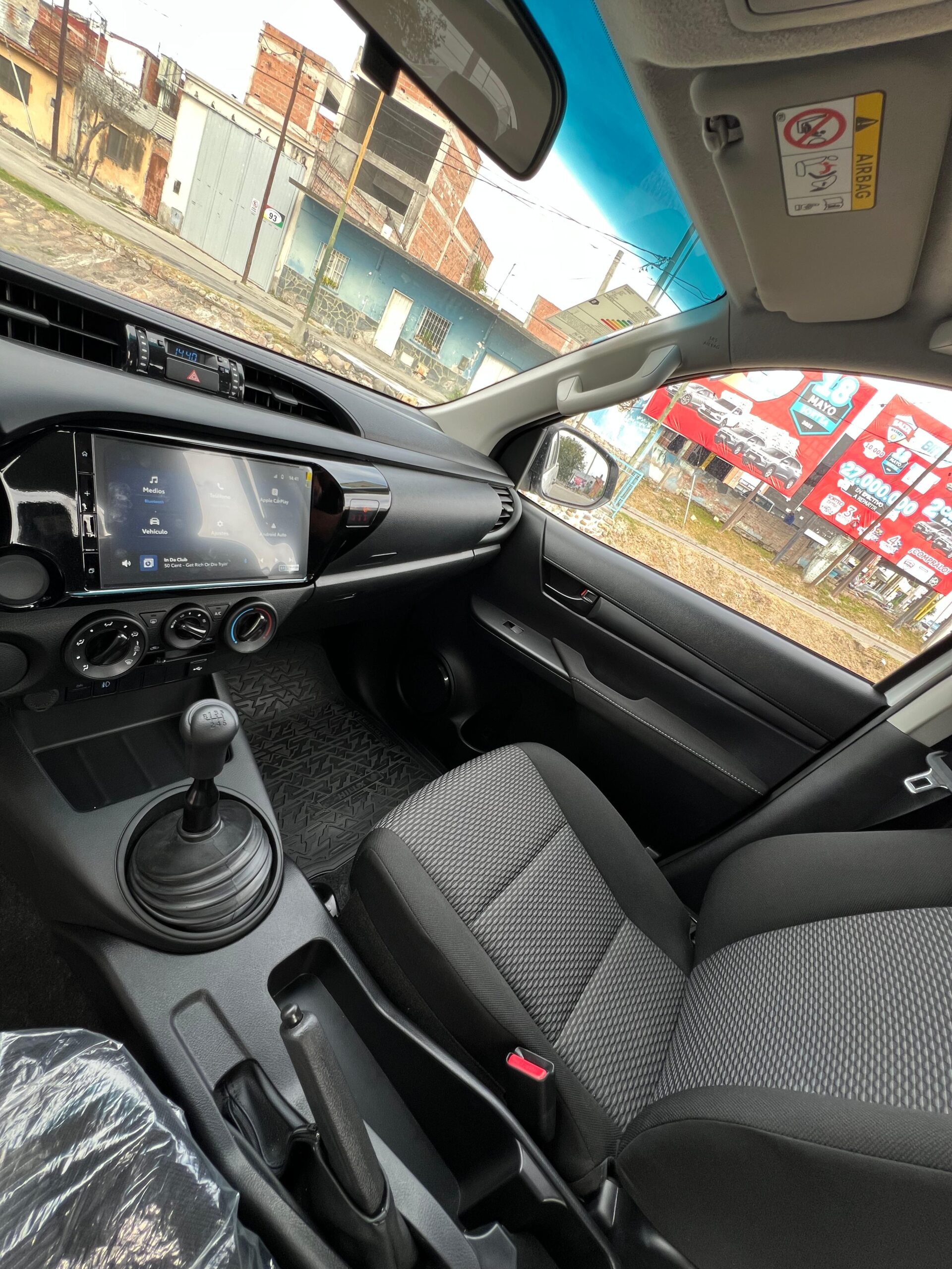 Toyota Hilux DX Pack 2.4 4x2 – 2025 - Imagen 6