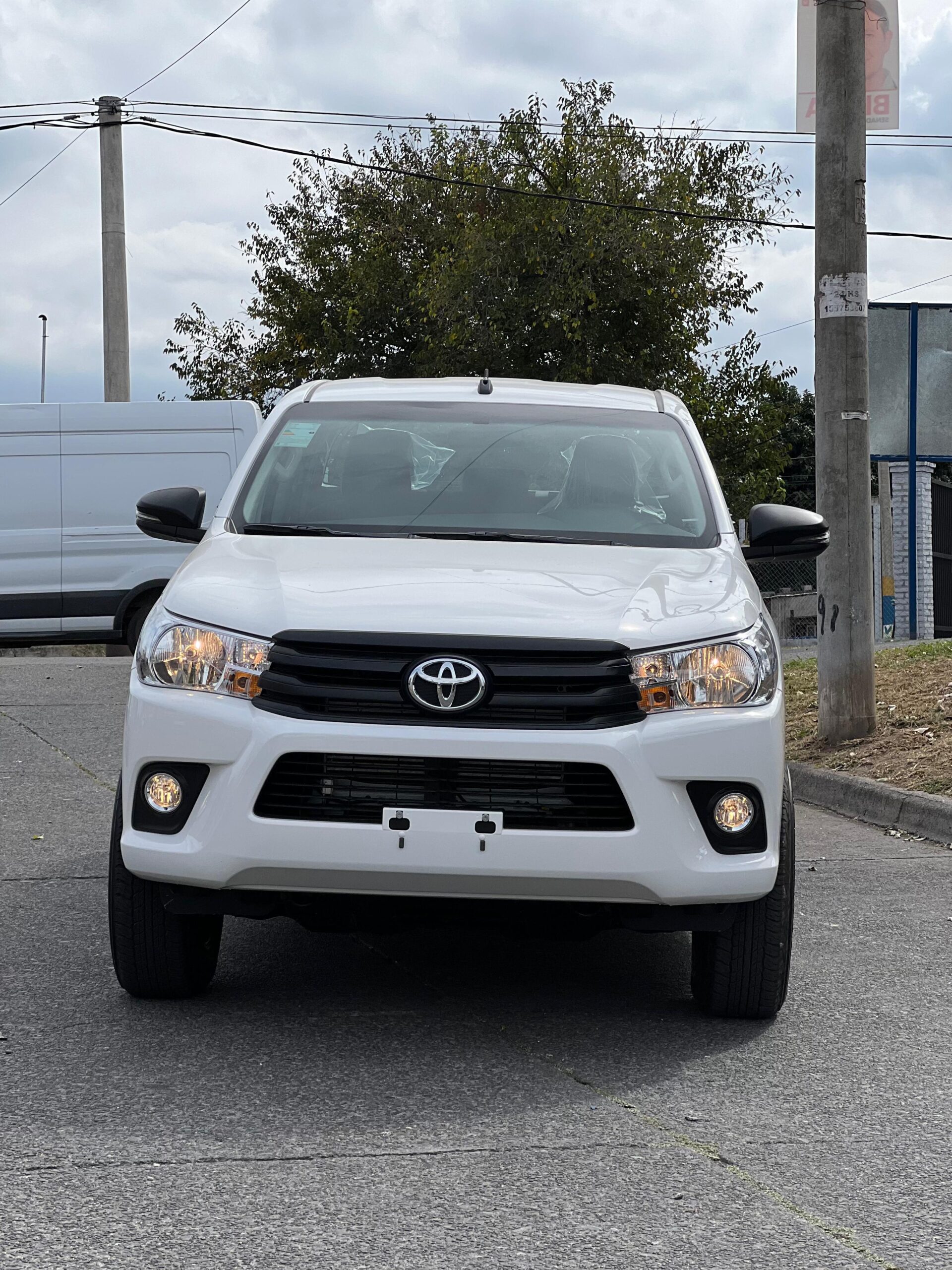 Toyota Hilux DX Pack 2.4 4x2 – 2025