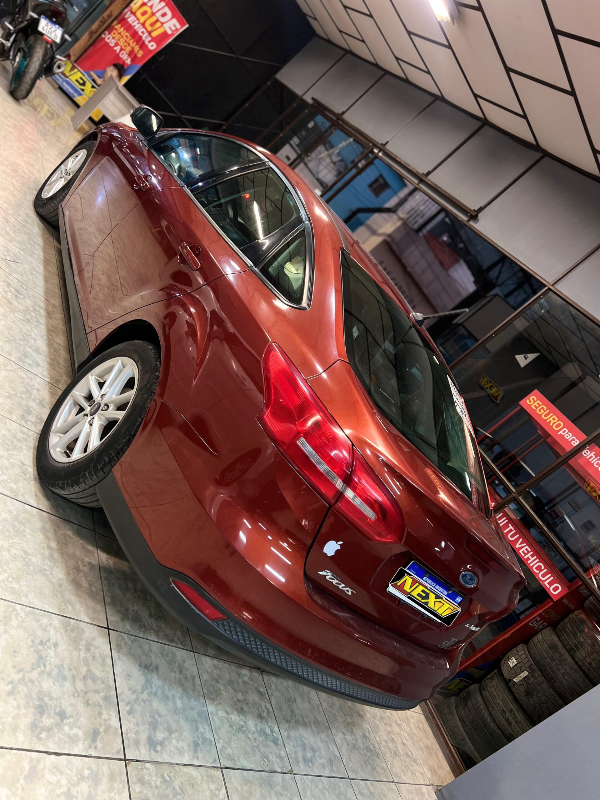 Ford Focus 4P SE 2.0 – 2018 - Imagen 3