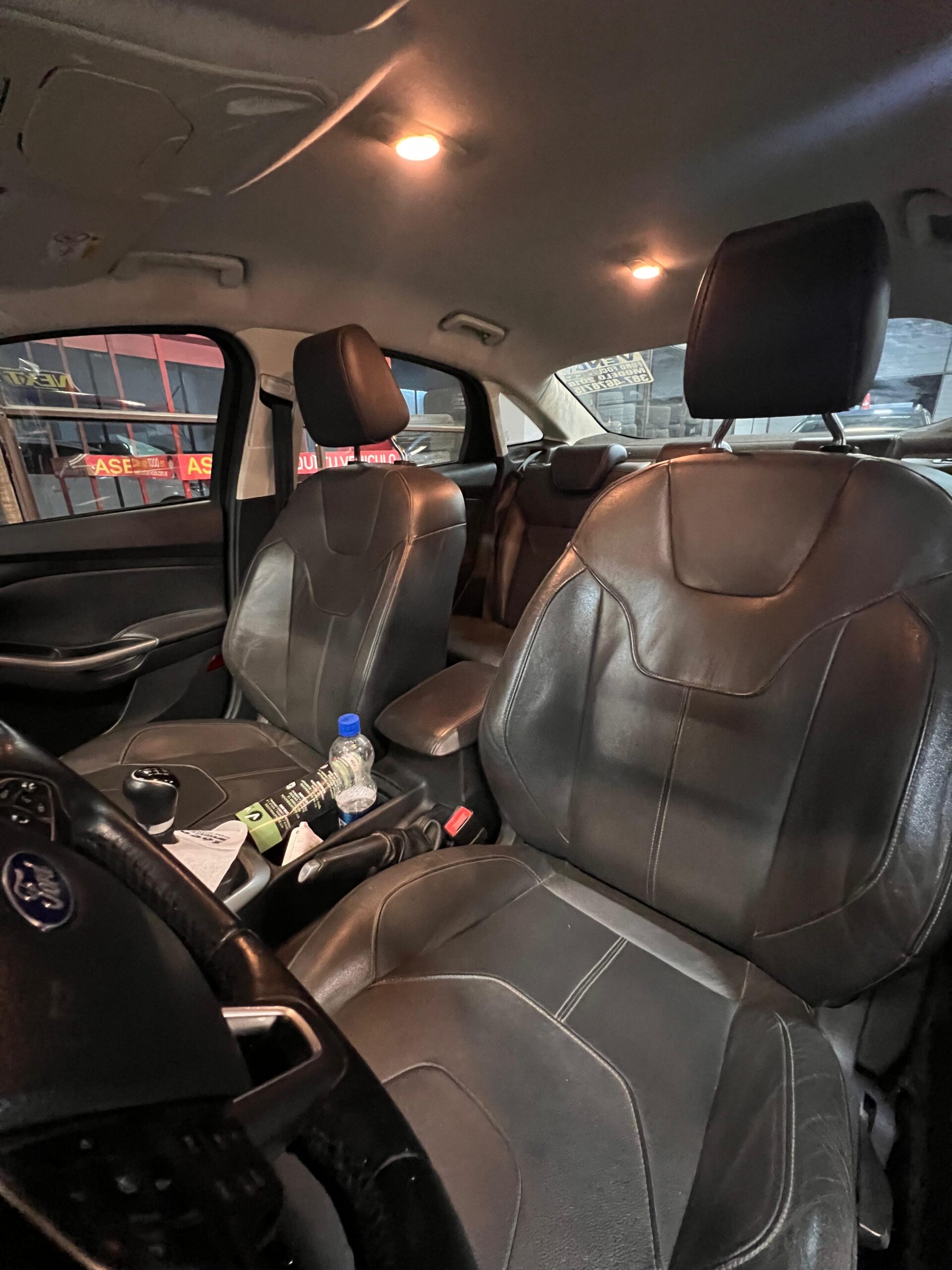 Ford Focus 4P SE 2.0 – 2018 - Imagen 8