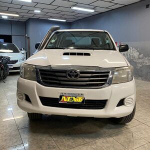 Toyota Hilux 4x4 C/D SR 3.0 TDI – 2015